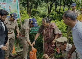 विधानसभा अध्यक्ष ने सेवा पखवाड़ा के रूप में मनाया प्रधानमंत्री नरेंद्र मोदी जी का जन्मदिवस