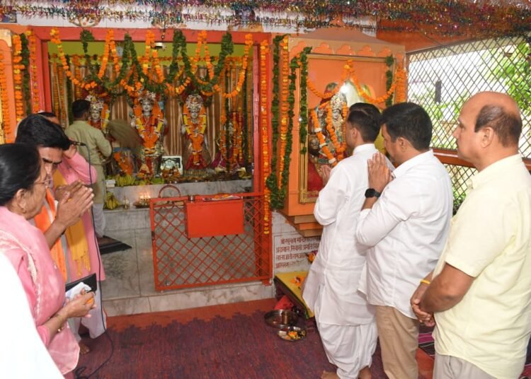 Shri Raghunath Temple