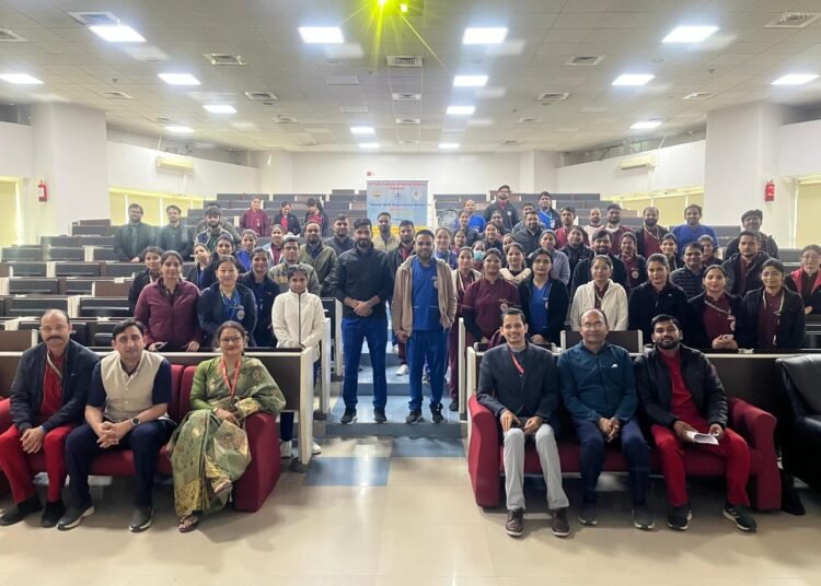 एम्स ऋषिकेश में सम्पन्न हुआ विश्व एंटीमाइक्रोबियल जागरूकता सप्ताह 2025, नुक्कड़ नाटक व वर्कशॉप के माध्यम से दिया जागरूकता संदेश