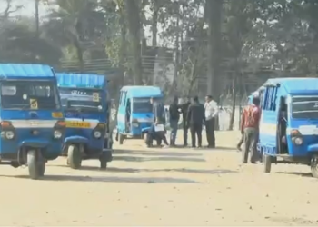 देहरादून में ‘बेलगाम’ विक्रमों पर लगाम: अब वर्दी और आईकार्ड में दिखेंगे चालक, परिवहन विभाग ने शुरू किया महा-सत्यापन