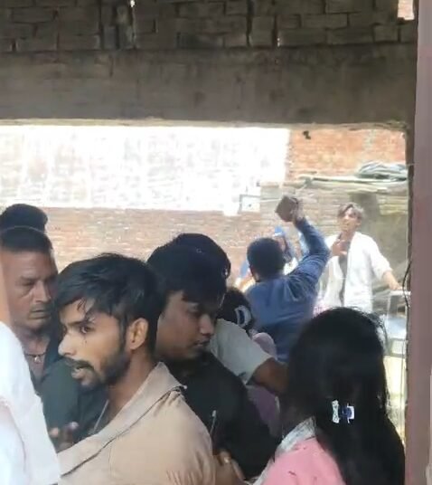 झबरेड़ी खुर्द में बहुद्देशीय शिविर के दौरान दो पक्षों में मारपीट, पुलिस ने संभाला मामला