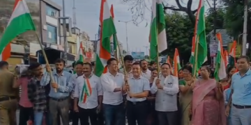 नगर निगम हल्द्वानी प्रशासन ने निकाली तिरंगा रैली