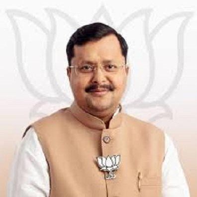 Nitin Naveen