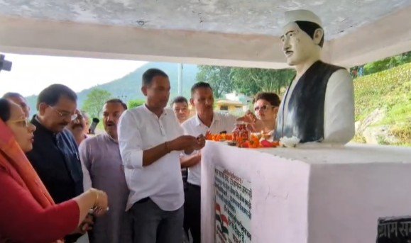 Martyr Diwan Singh Bisht