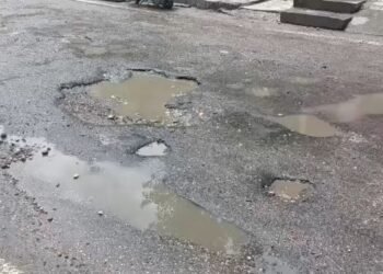 pothole