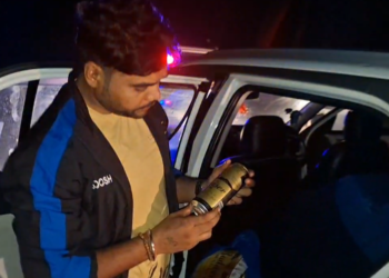 ऋषिकेश: चंडीगढ़ और डिफेंस कैंटीन के नाम पर खपाने की तैयारी में थी अवैध शराब, 10 पेटी शराब के साथ एक गिरफ्तार