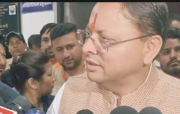 विश्व हिंदू परिषद के पूर्व अंतरराष्ट्रीय अध्यक्ष और राम जन्मभूमि आंदोलन के प्रमुख चेहरा रहे अशोक सिंघल की जन्म शताब्दी के अवसर पर मुख्यमंत्री धामी ने कहा वे सनातन के प्रतीक थे